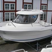 Quicksilver 640 pilothouse