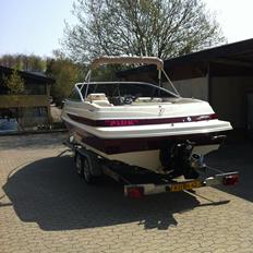 Maxum 2100 SC