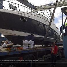 Rinker 260 Express Cruiser