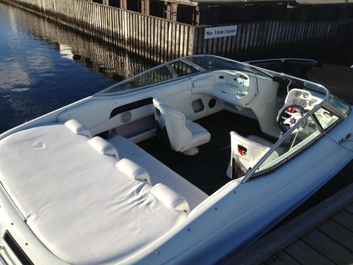 Mariah 202 Shabah - Ligger i vandet efter første tur. billede 3