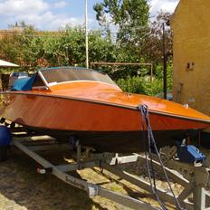 Smuggler 18 Cresent