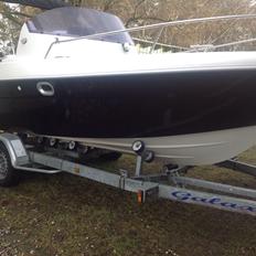 Prins  550 sundeck open solgt.