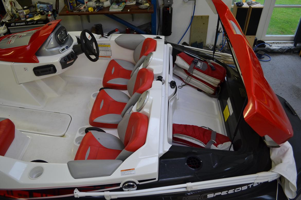 Seadoo speedster 150 - godt stor bagagerum over motorrum billede 20