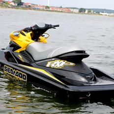 Seadoo RXP 215 "The Bee"