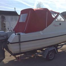 Sealine 530 Cabin
