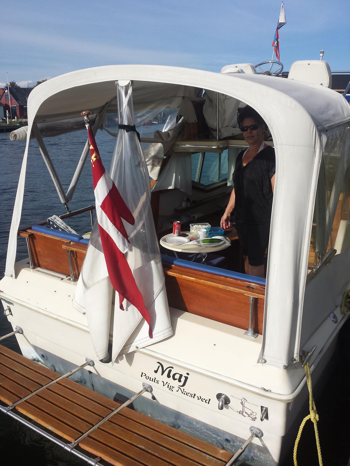 Sea Ray 245 Flybrige billede 3