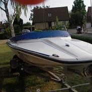 Mustang magna 15 fod