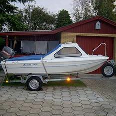 Marina waverider