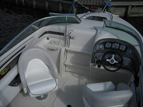 Sea Ray 220 Sunsport -SOLGT- billede 9