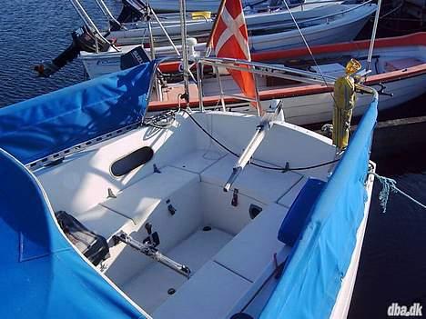 Avance 24 Solgt billede 2