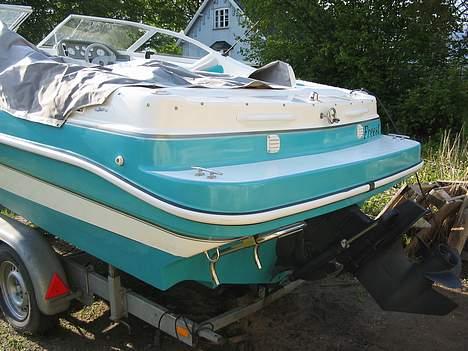 Aquatron 2000 SC - SOLGT - "Ny" røv poleret, bundmalet og nymalet drev 30 maj 06 billede 14