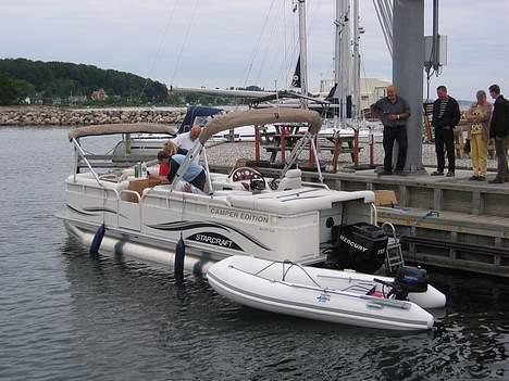 Starcraft - TIL SALG - Elite 226 Camper RE CR - Båden i vandet. 29. juni 06´ billede 4