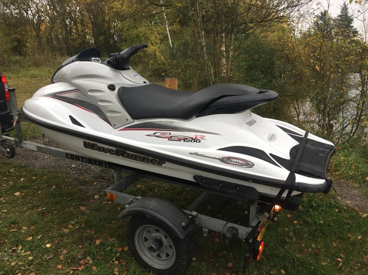 Yamaha Waverunner GP1200 R millennium edition billede 7