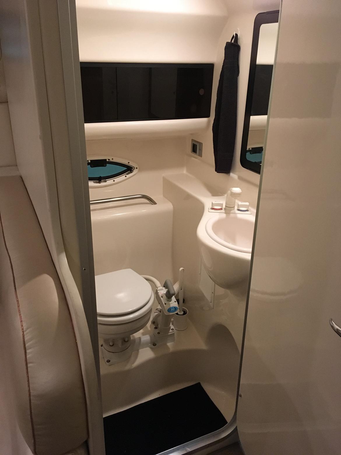 Bayliner 2855 Ciera Sunbridge SE billede 11