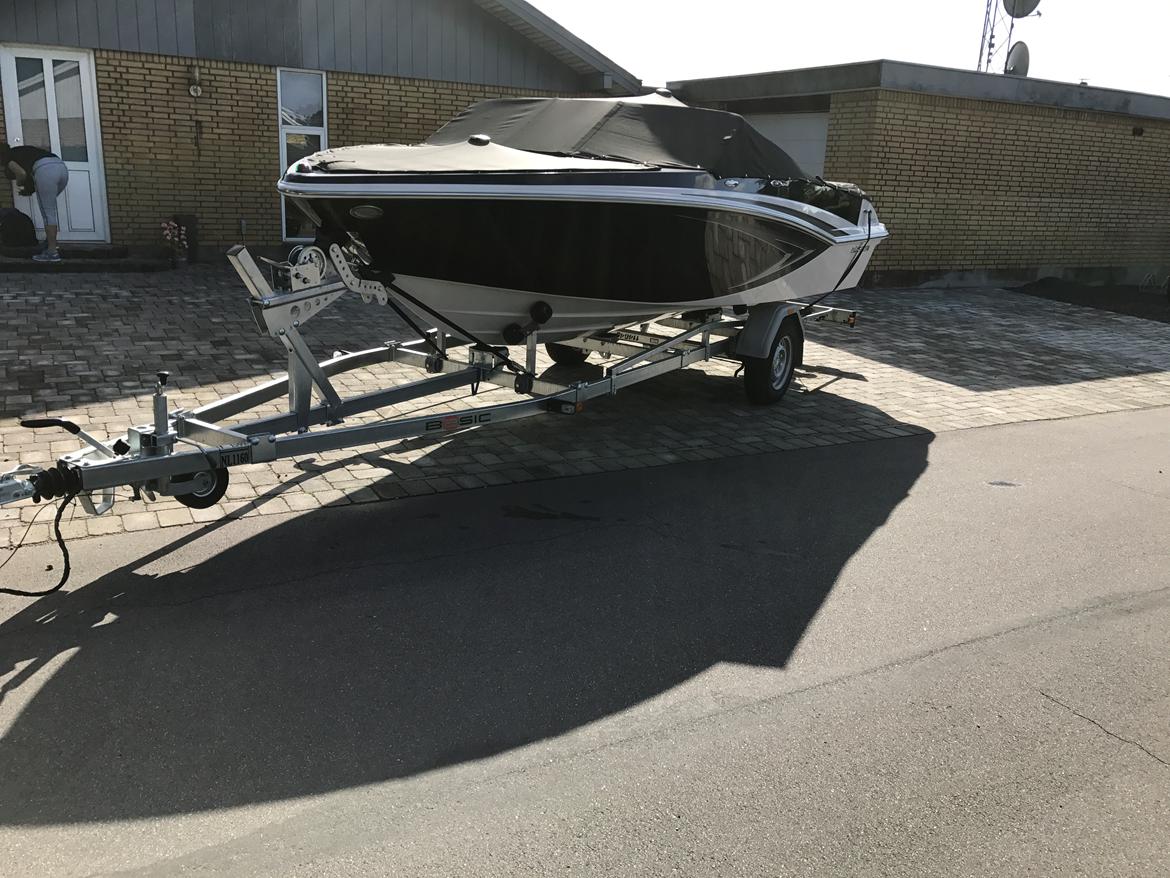 Glastron GTX 185 billede 1