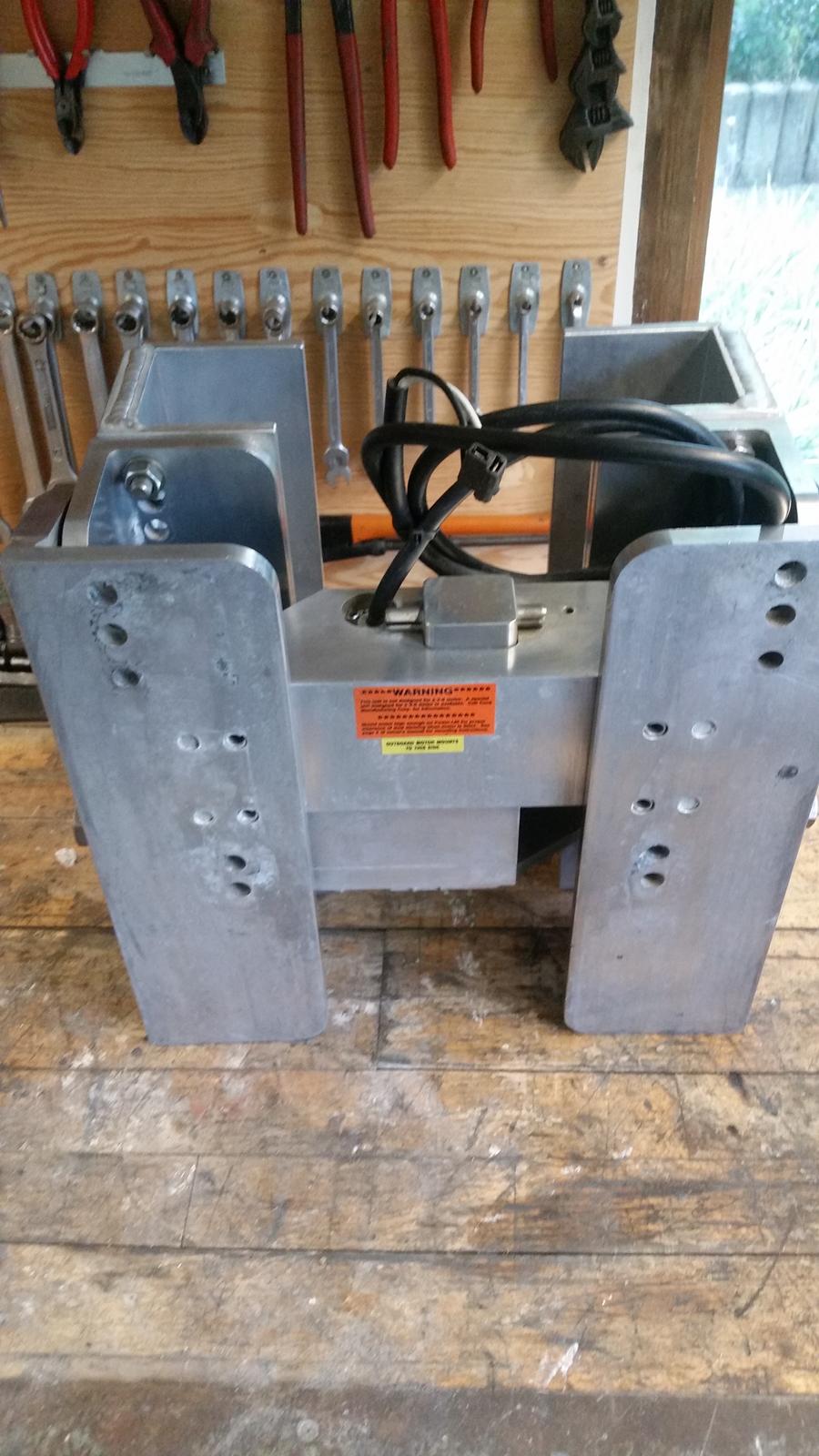 Acrobat Argocat 15 - CMC hydraulic jackplate 10" setback  billede 30