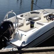 Bayliner Element E6