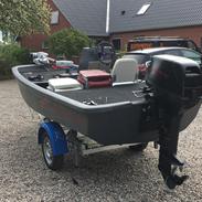 Dory Perfect Life “Bass Boat”