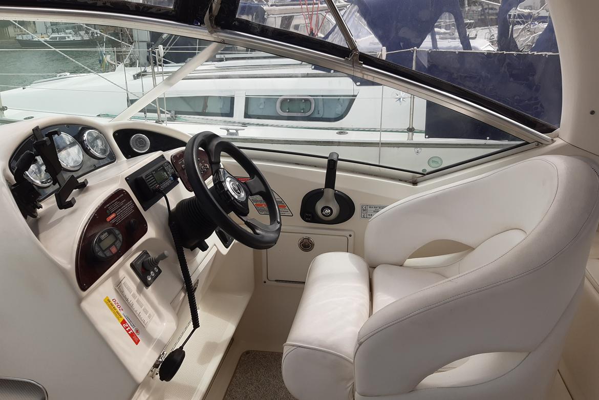 Sea Ray 275 DA Sundancer billede 8