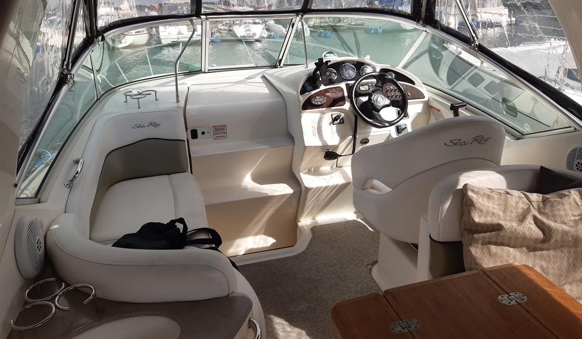 Sea Ray 275 DA Sundancer billede 6