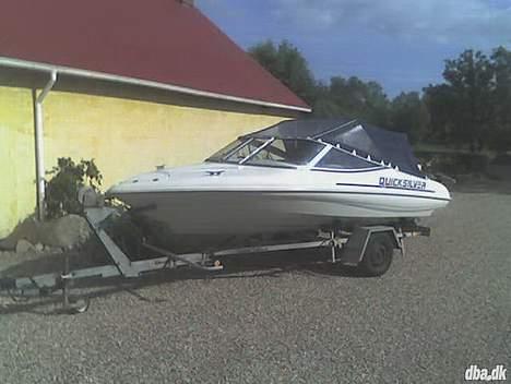 Quicksilver 470 Sport "SOLGT" - Står og venter på at komme i vandet billede 2