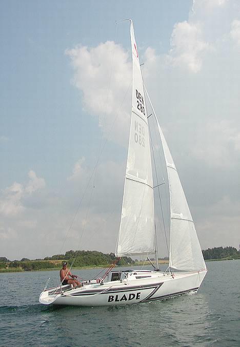 Banner banzai 280 - Skipper på egen hånd billede 3