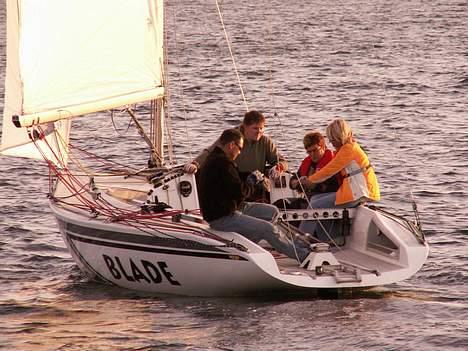 Banner banzai 280 - Koncentration inden start på en aftensejlads billede 8