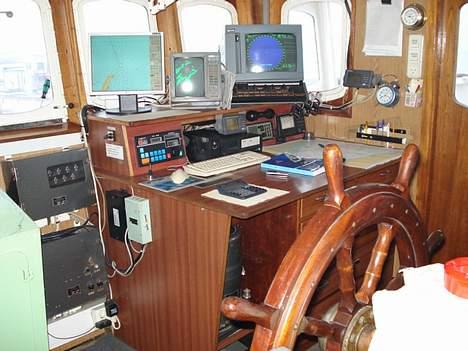 Nordic Palleskib - Her ses kortmaskine samt radar og kortbord på kommandobroen. billede 13
