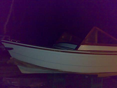 B  lille motorbåd - SOLGT - æv så blev det for mørkt til at lave mere i dag billede 13
