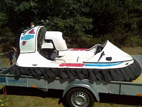 H Hovercraft Intruder billede 5