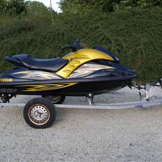 Yamaha GP1300R 