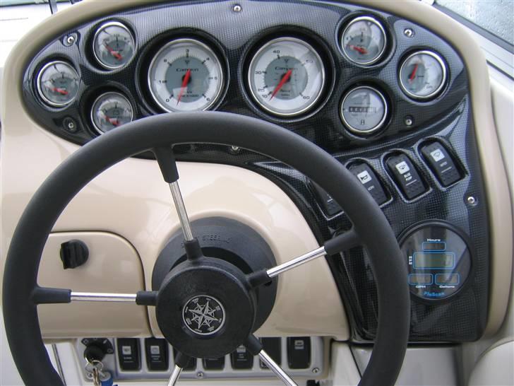 Campion Explorer 602SC SOLGT - Close-up af dashboard billede 5