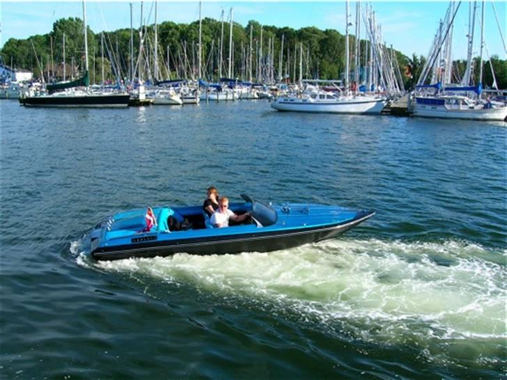 Glastron carlson cvx-18 - yes yes her ligger hun sgu flot billede 1