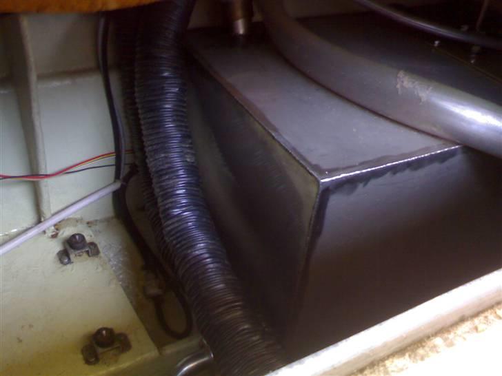 Wiking Boat 28 - Venstre diesel tank. billede 16
