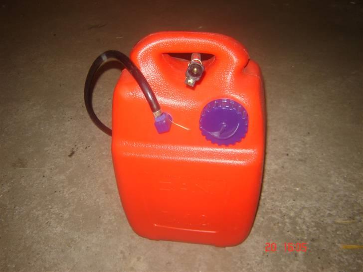 Hille delphin 350  SOLGT - har to af disse 12 liters tanke, 245kr. stykket billede 11