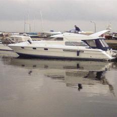 Fairline Squdron 43