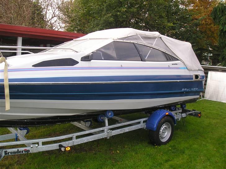 Bayliner 1952 billede 2