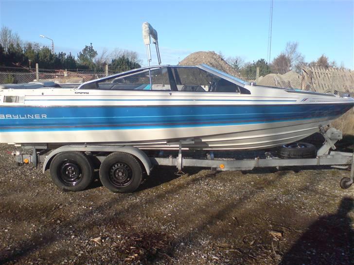 Bayliner Capri 1950 billede 1