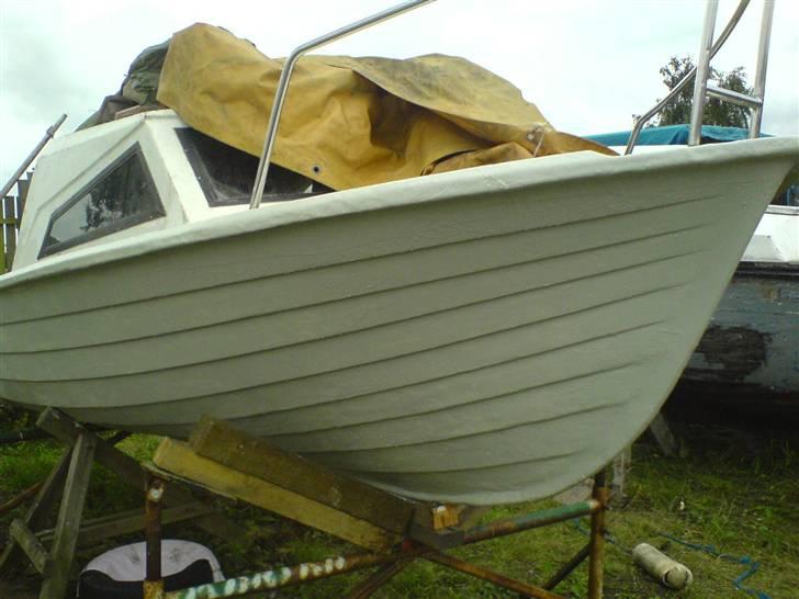 Nordan 18 (SOLGT) - Her har den fået en masse lag Primer inden den skal have maling/polycoat billede 8