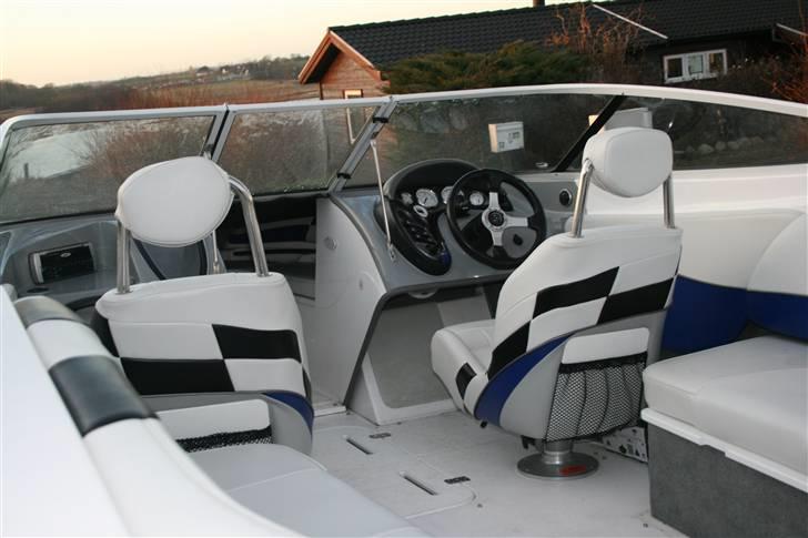 Campion Chase 580 billede 2