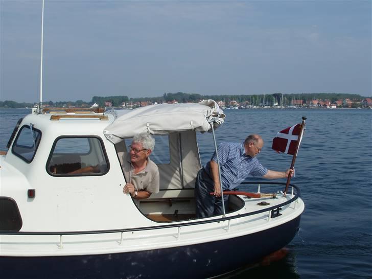 Glasfiberbåd Ejvind - Keld V. Jensen og mig i Svendborgsund billede 10