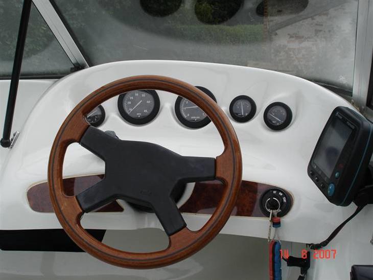 {{currentPhoto.altText}} billede {{currentPhoto.number}}