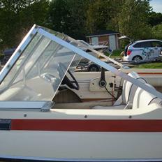 Glastron V162