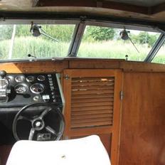 Coronet 24 Cabin