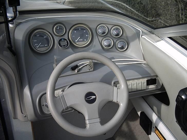 Maxum 2000 sc billede 2