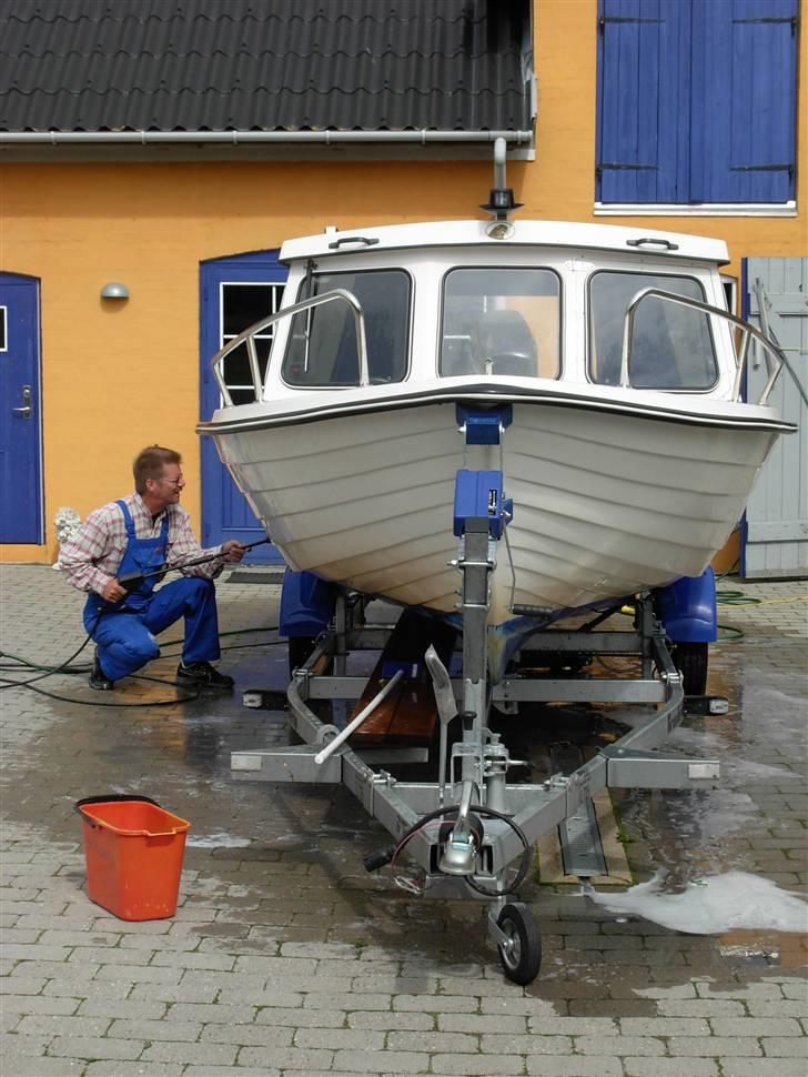 Uttern 5600 mr - Nu skal der rengøres og poleres!! Uha hvor spændende!! billede 5