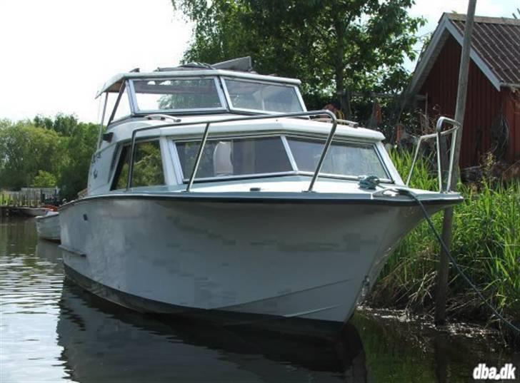 Coronet 24 Cabin billede 1