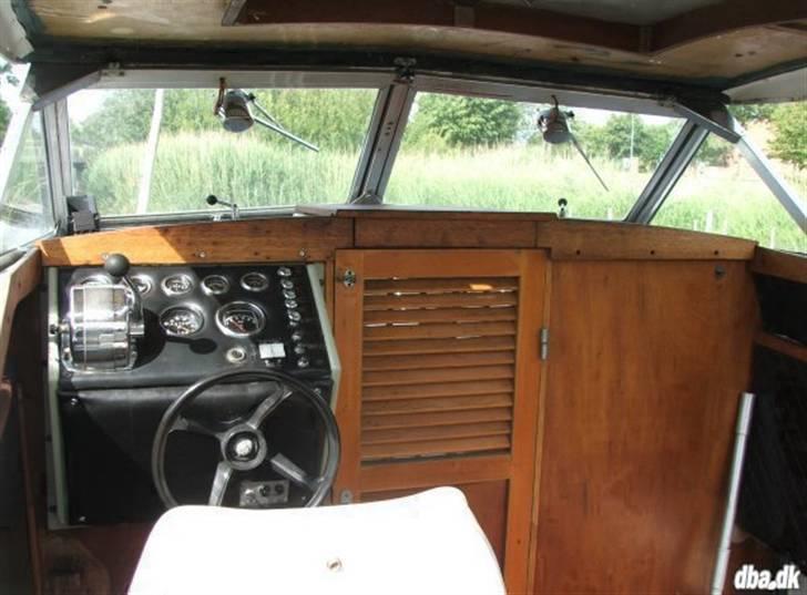 Coronet 24 Cabin billede 2