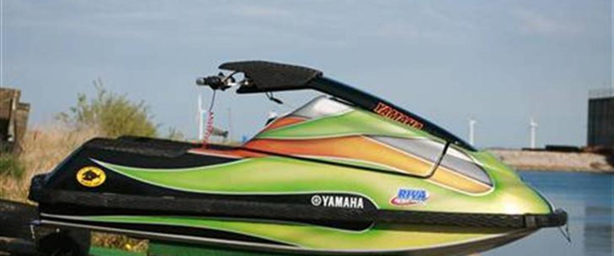 Yamaha SuperJet 701 WaveRunner 2003 Custom paint, airbrush/flake....