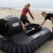 H Hovercraft